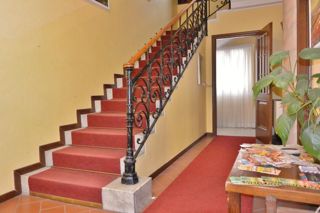 Hotel Trentina Мілан Екстер'єр фото