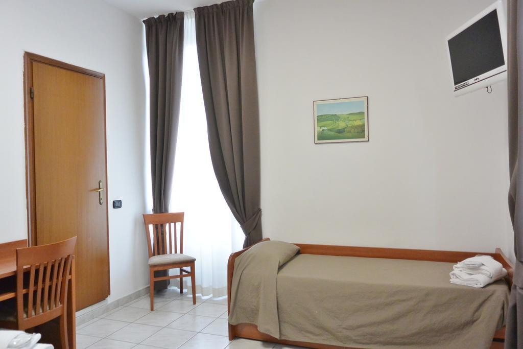 Hotel Trentina Мілан Екстер'єр фото