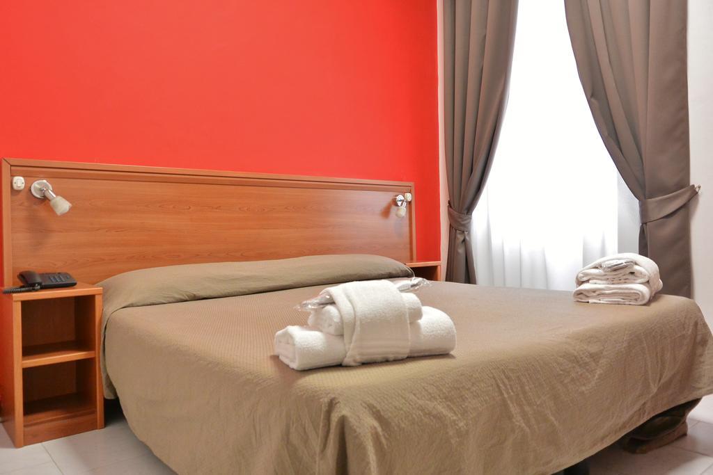 Hotel Trentina Мілан Екстер'єр фото